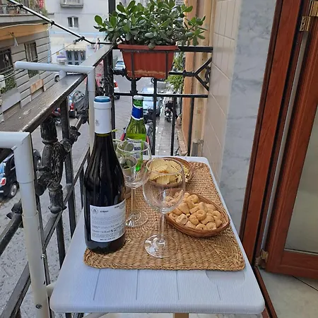 شقة La Casa Sulla Nuvola Duomo Centro Storico نابولي